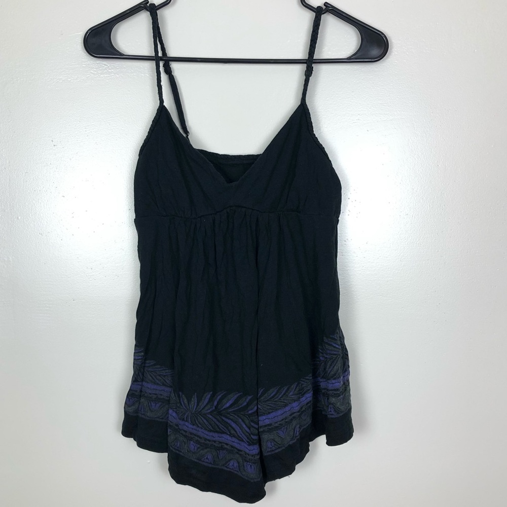 ✨Hurley Tank Top with Braided Sleeves✨ - Picture 1 of 6